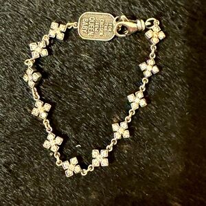 QUEEN BABY BRACELET WITH SMALL CROSSES